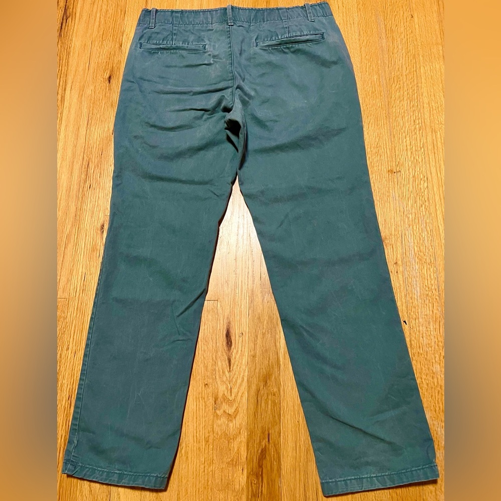 Gap Men’s "The Lived-In Slim" Chino Pants, 33x30 - Picture 2 of 9